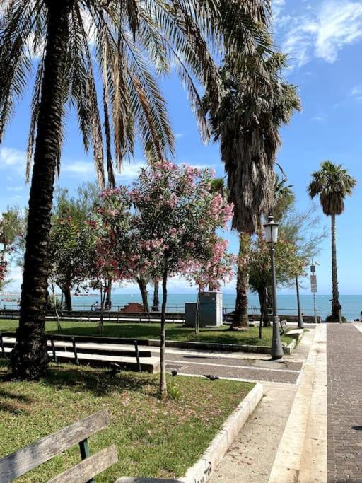Peonia Blu Apartment ساليرنو المظهر الخارجي الصورة